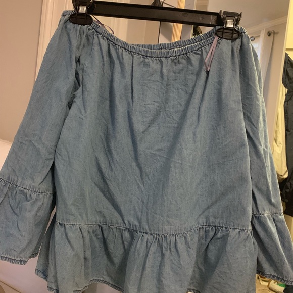 Off the shoulder denim shirt! - Picture 2 of 2